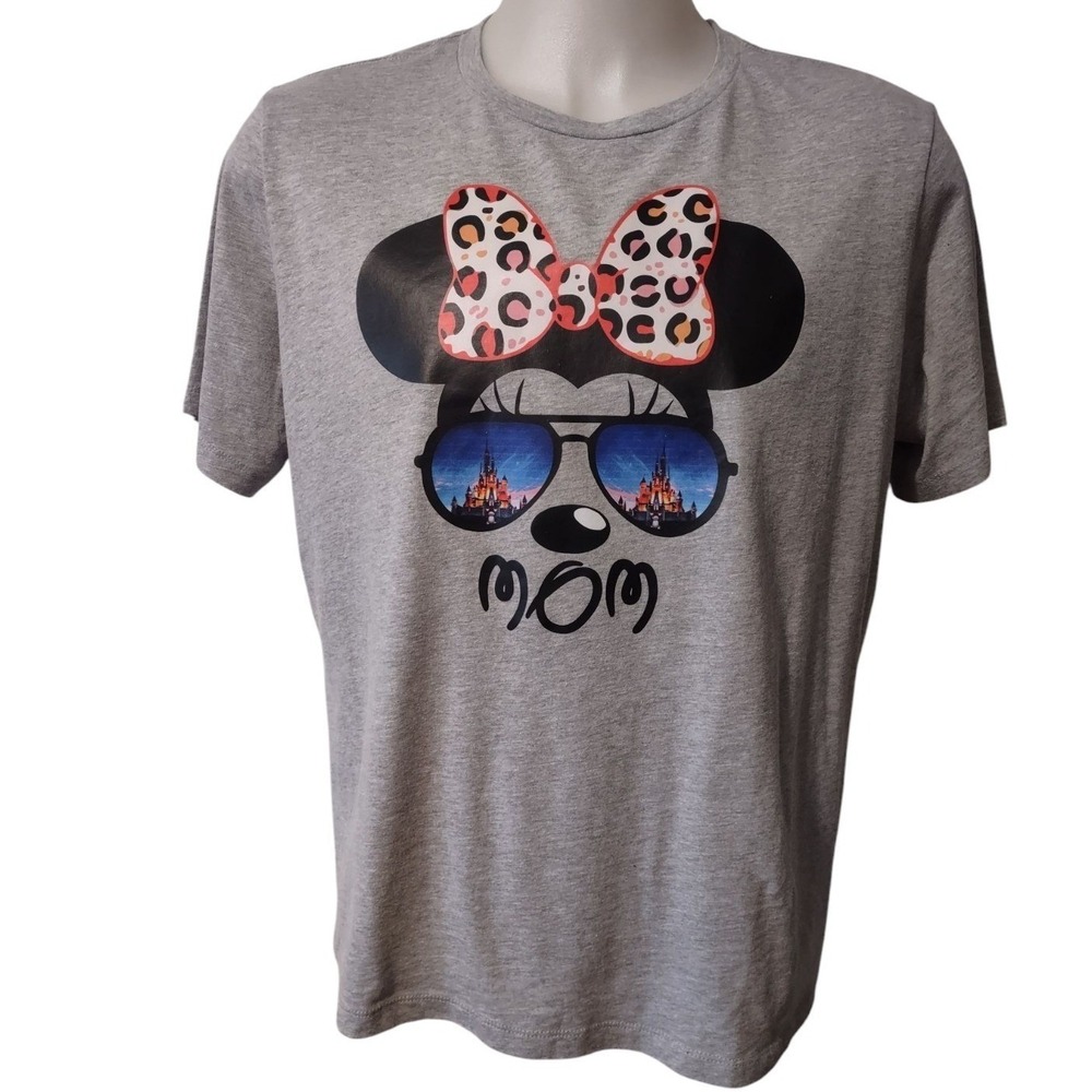 Disney Minnie Mouse Mom Women's T-Shirt Size 2XL Gray Disney Cinderella Castle